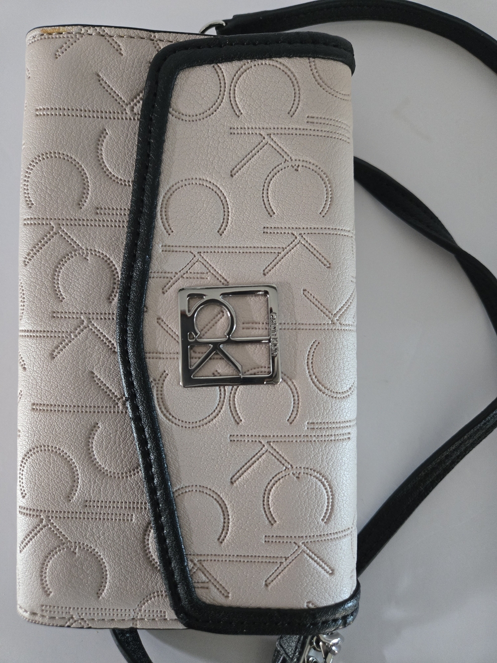 Calvin Klein Cream and Black Crossbody Wallet Purse